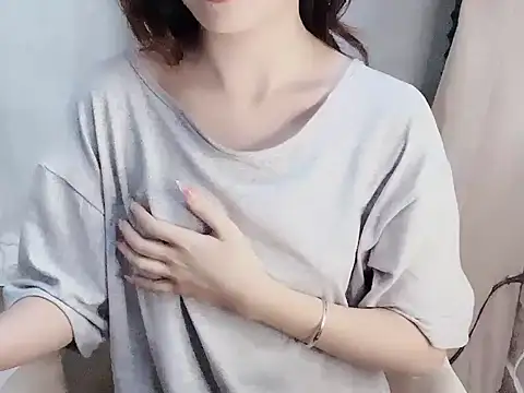 Snapshot of Seradang chatting on 04-26-26, 04:04 Seradang online show from 04-26-26, 04:04