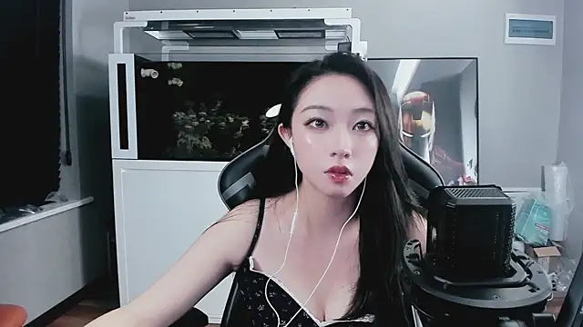 Snapshot of Keke-Bai chatting on 09-30-25, 01:16 Keke-Bai online show from 09-30-25, 01:16
