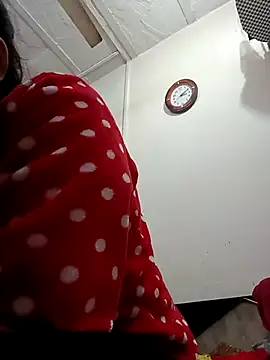 aliya-jaan71 online show from 02-11-26, 09:36