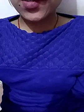 Snapshot of Miss_linaa chatting on 11-19-25, 05:40 Miss linaa online show from 11-19-25, 05:40