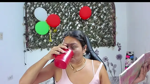 Luna021 1 online show from 11-04-25, 07:02