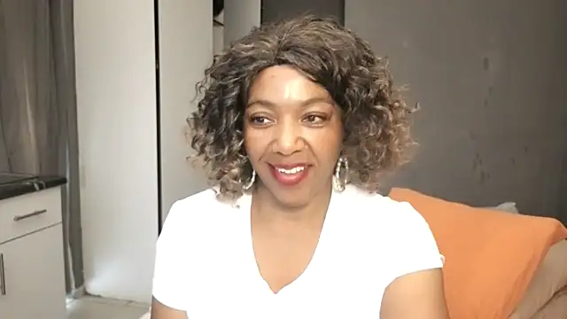 Lillyan N online show from 01-19-26, 10:41