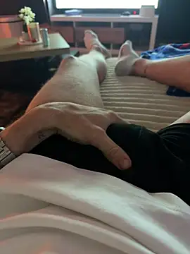 bobsex211 online show from 04-30-26, 07:20