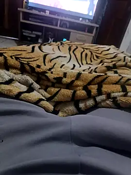 Snapshot of jayhzin chatting on 11-03-25, 08:10 jayhzin online show from 11-03-25, 08:10