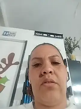 Snapshot of LaraStons chatting on 09-26-25, 09:19 LaraStons online show from 09-26-25, 09:19