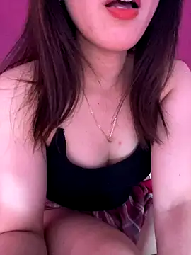 Snapshot of Moon_pusy chatting on 11-10-25, 06:12 Moon pusy online show from 11-10-25, 06:12