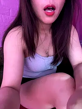 Snapshot of Moon_pusy chatting on 12-14-25, 11:31 Moon pusy online show from 12-14-25, 11:31