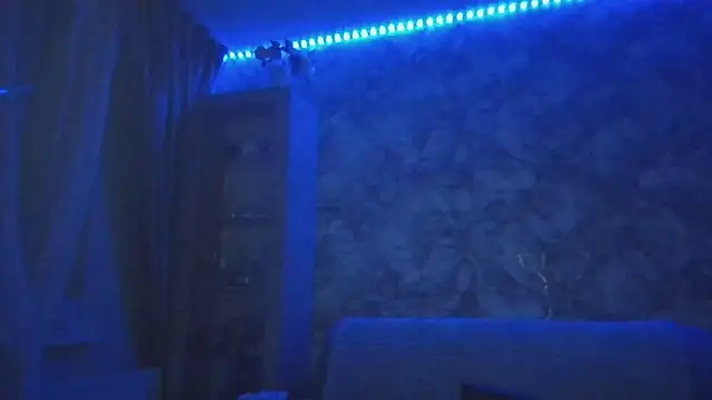 Snapshot of Avylith chatting on 10-05-25, 08:07 Avylith online show from 10-05-25, 08:07