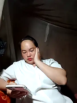 emilyzz online show from 04-05-26, 11:02