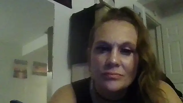 Ariasweetaspie online show from 10-28-25, 08:00