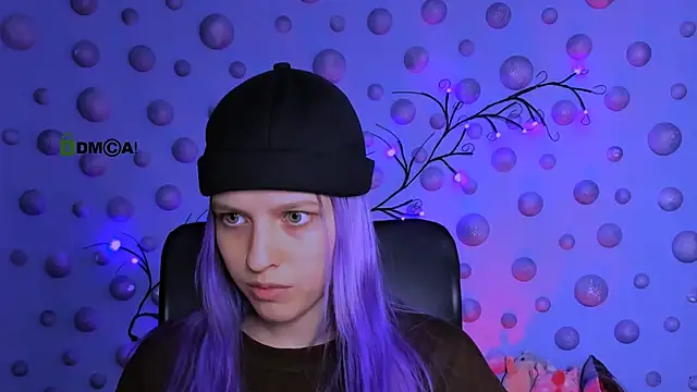 kaela spell  online show from 04-20-26, 10:22