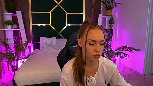 SweetAngellic online show from 10-12-25, 02:27