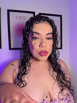 krisstenSantos online show from 07-29-26, 05:33