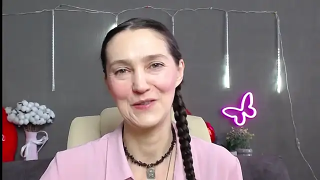 TayaFinch online show from 02-19-26, 01:18