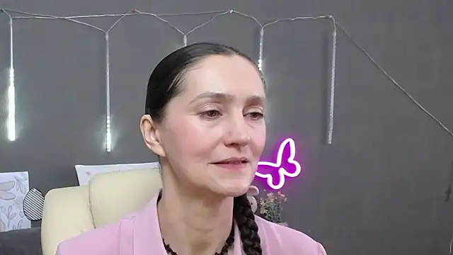 TayaFinch online show from 04-04-26, 12:57