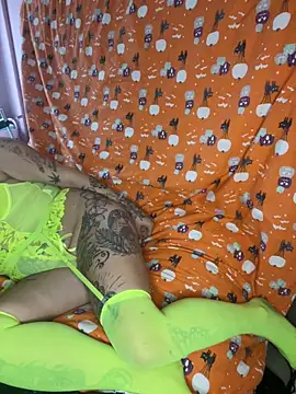 Snapshot of DIRTY_PAISLEY_X chatting on 10-12-25, 02:27 DIRTY PAISLEY X online show from 10-12-25, 02:27