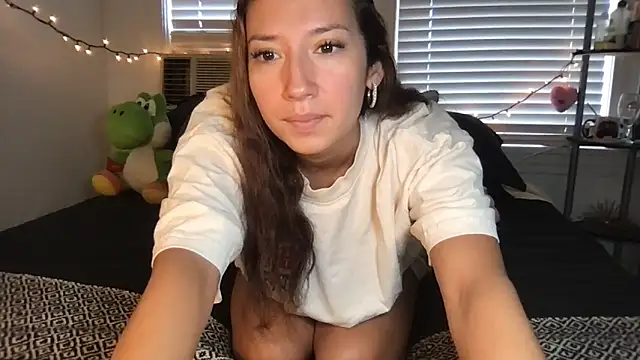 yoursweetestlilly online show from 10-01-25, 02:56