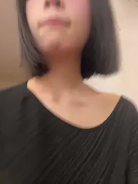 qiqi x online show from 02-28-26, 01:56