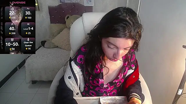 alllyson  online show from 11-13-25, 07:57