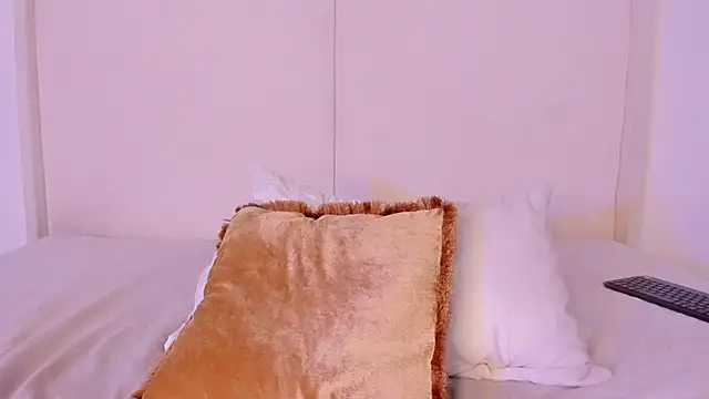 Sofi glow online show from 04-28-26, 02:27