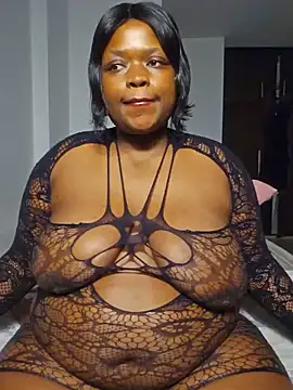 Snapshot of lady-zeei chatting on 07-01-26, 12:56 lady-zeei online show from 07-01-26, 12:56