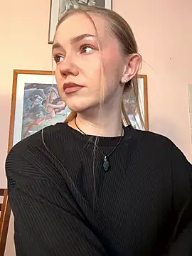 MilaMoone online show from 01-16-26, 10:19