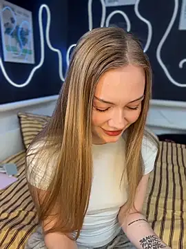 MilaMoone online show from 05-30-26, 12:02
