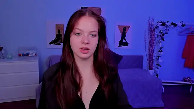 BetsyKiss online show from 09-21-25, 05:09