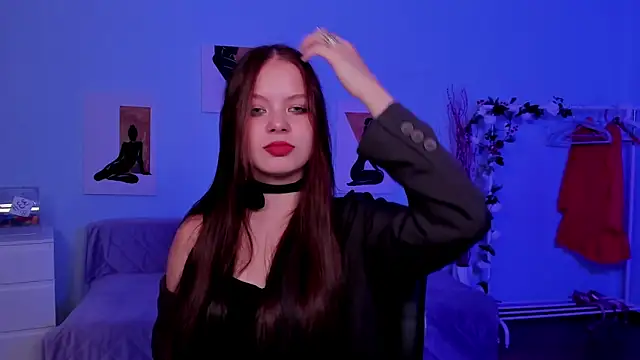 BetsyKiss online show from 09-29-25, 05:18