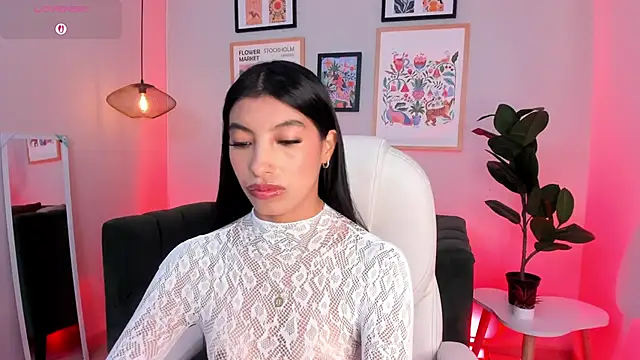 Tiffany Low online show from 06-26-26, 04:44