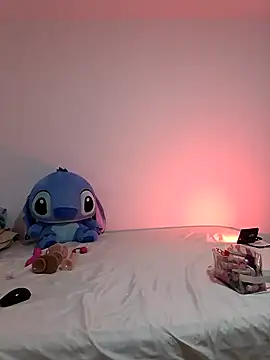 Snapshot of MiQeilaSweet chatting on 11-07-25, 08:31 MiQeilaSweet online show from 11-07-25, 08:31