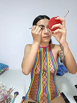 Snapshot of MiQeilaSweet chatting on 11-12-25, 08:30 MiQeilaSweet online show from 11-12-25, 08:30