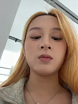 yuki june online show from 11-04-25, 09:30