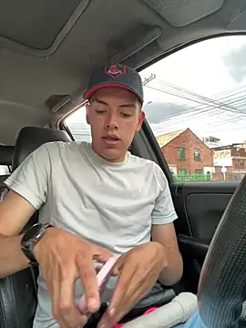 mattebret11 online show from 09-18-25, 07:38