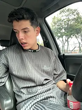 mattebret11 online show from 09-24-25, 05:38