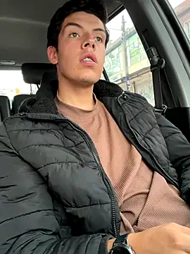 mattebret11 online show from 10-30-25, 03:13