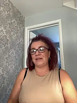 PoppyPrincessxox online show from 09-30-25, 02:11