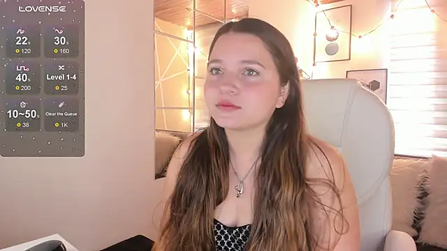 sophiee09  online show from 12-15-25, 01:48