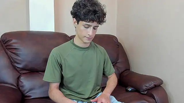 Xam Collen online show from 12-14-25, 05:18