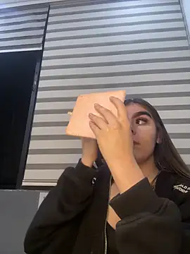 SofiaFontaiine online show from 11-13-25, 03:38