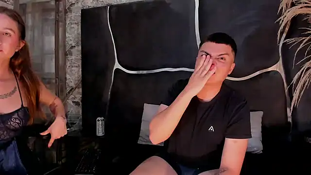 DuoAndLovee online show from 12-19-25, 09:00