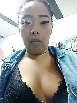 Ebony-Goddess19 online show from 10-09-25, 05:22