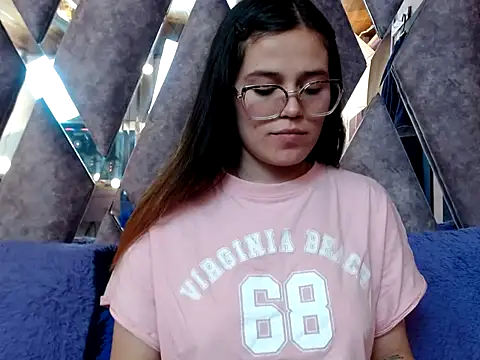 CRISTALHERRANZ online show from 10-08-25, 11:46