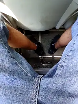 Mikaaa97 online show from 04-23-26, 12:29