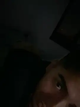 Snapshot of tomy_hot20 chatting on 11-05-25, 05:40 tomy hot20 online show from 11-05-25, 05:40