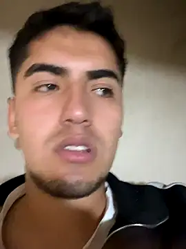 Snapshot of tomy_hot20 chatting on 11-06-25, 09:15 tomy hot20 online show from 11-06-25, 09:15