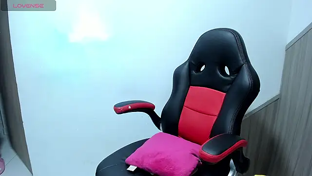 Isa klein online show from 02-23-26, 05:27