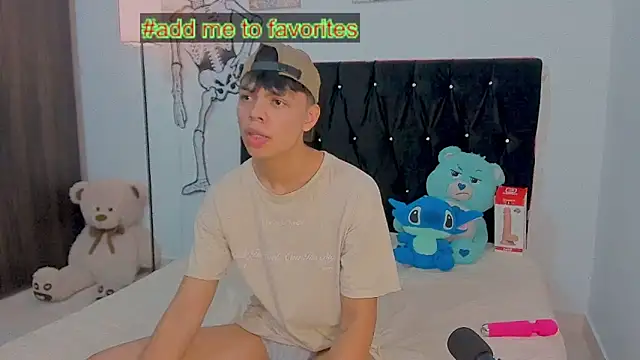 Zacktorres  online show from 10-25-25, 10:15