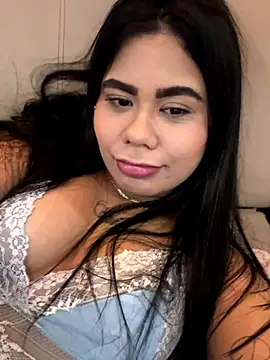 Snapshot of bolivia26 chatting on 12-18-25, 06:19 bolivia26 online show from 12-18-25, 06:19