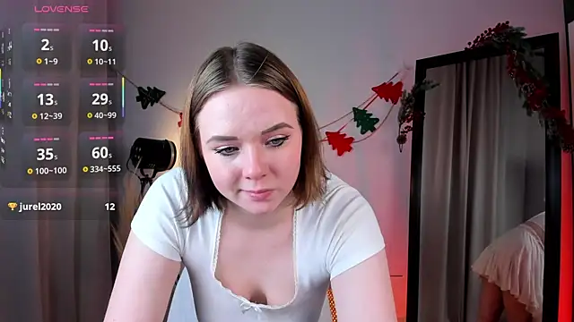 Sophi X online show from 12-17-25, 09:43